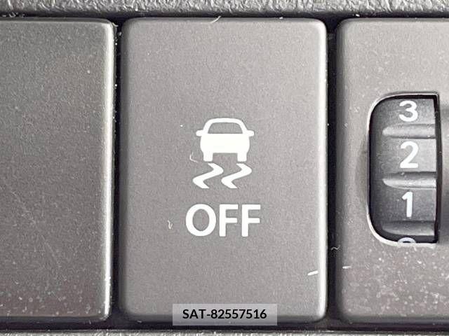 Suzuki ALTO 2019-03 305119-4