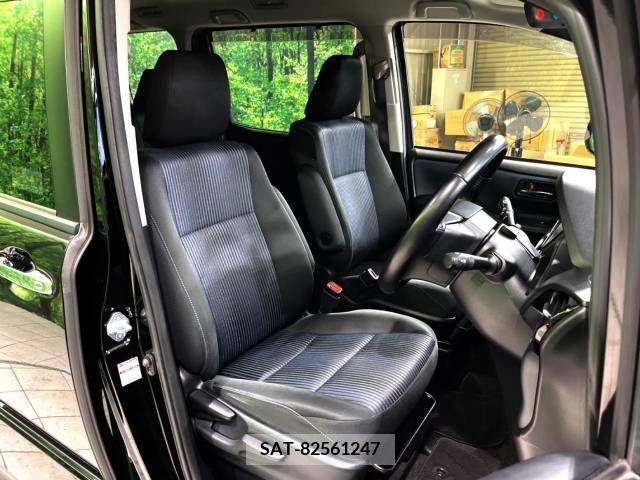 Toyota VOXY 2016-09 321485-9