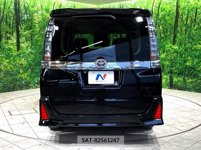 Toyota VOXY 2016-09 321485-16