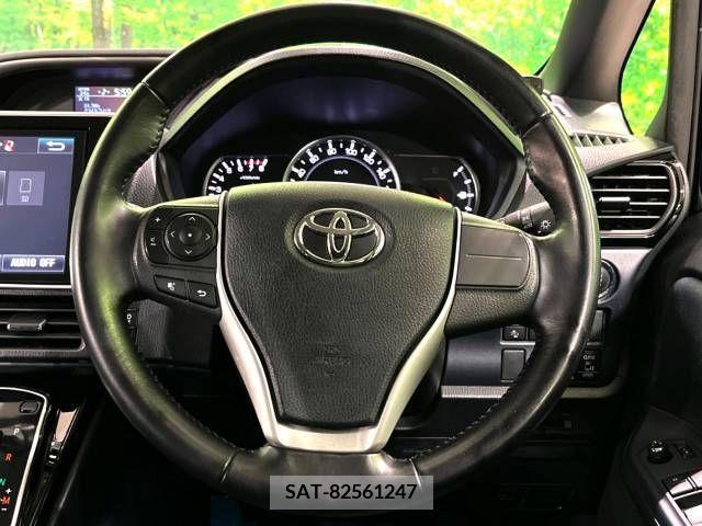 Toyota VOXY 2016-09 321485-12