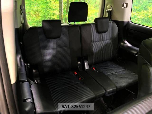 Toyota VOXY 2016-09 321485-11