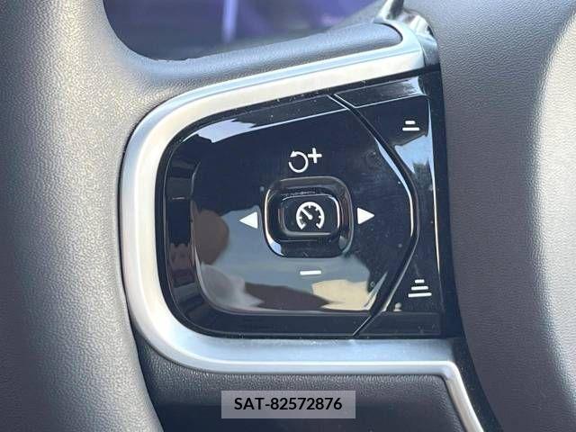 Volvo V90 2022-12 370235-8