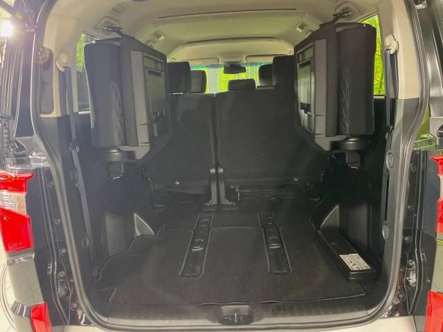 Mitsubishi DELICA D5 2023-03 9957-10