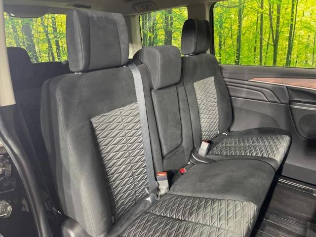 Mitsubishi DELICA D5 2023-03 9957-9