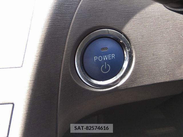 Toyota PRIUS 2014-01 366627-9
