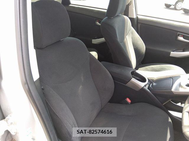 Toyota PRIUS 2014-01 366627-17