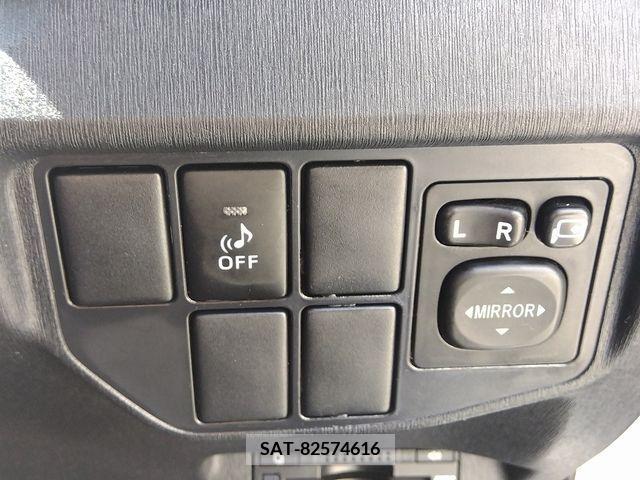 Toyota PRIUS 2014-01 366627-10