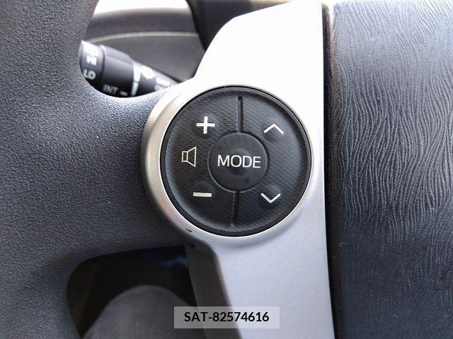 Toyota PRIUS 2014-01 366627-22