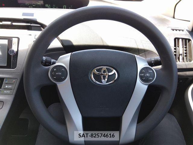 Toyota PRIUS 2014-01 366627-21