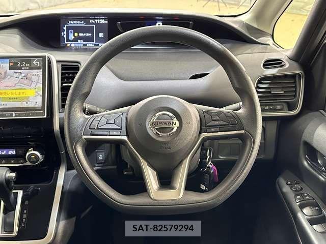 Nissan SERENA 2017-03 284316-13