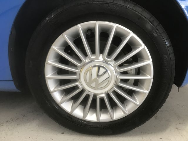 VolksWagen UP! 2014-12 188182-27