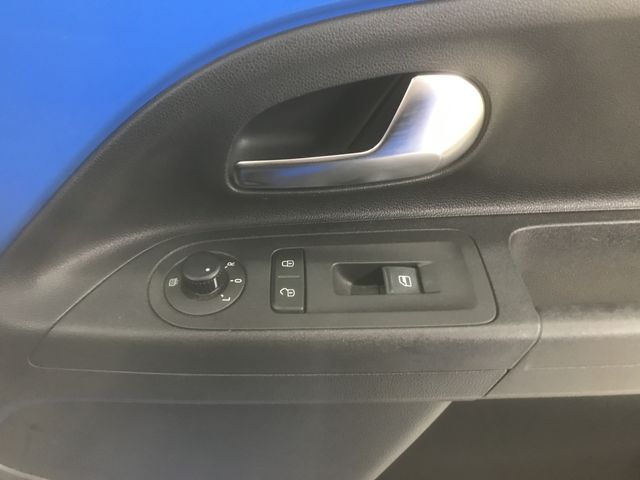 VolksWagen UP! 2014-12 188182-22