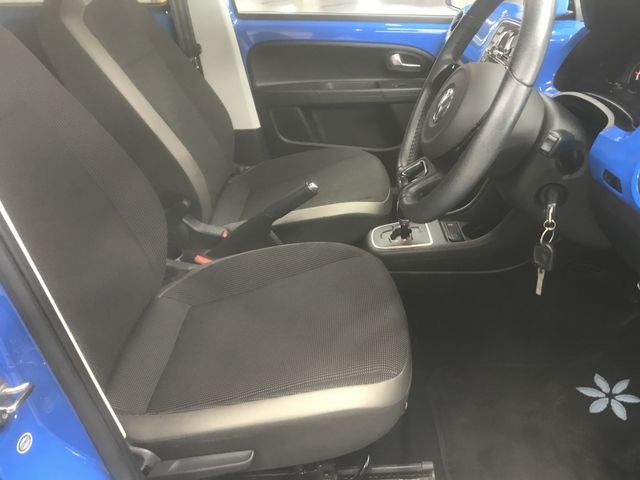 VolksWagen UP! 2014-12 188182-11