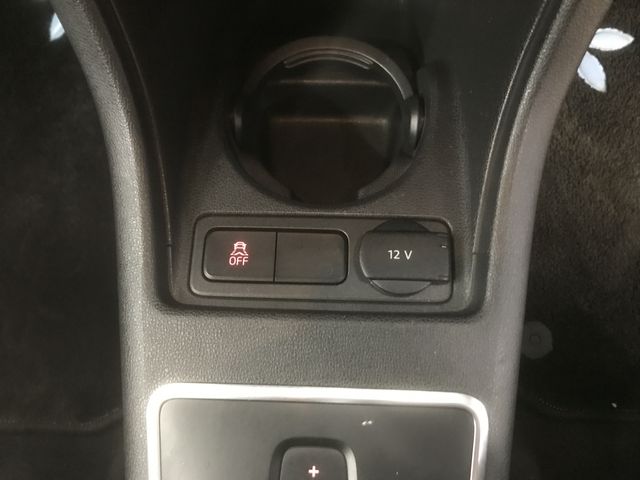 VolksWagen UP! 2014-12 188182-26