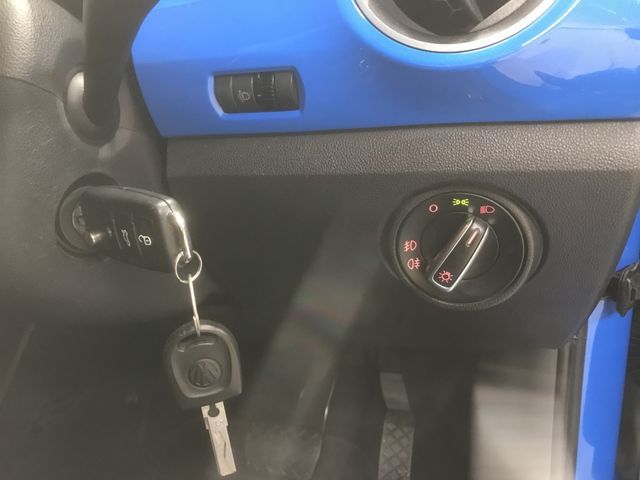 VolksWagen UP! 2014-12 188182-21