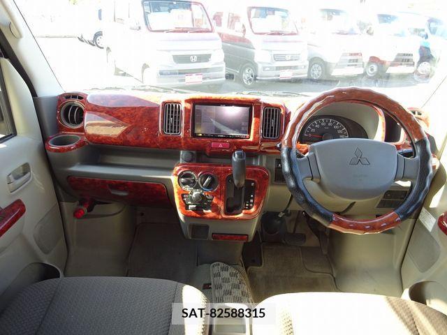 Mitsubishi MINICAB VAN 2015-11 224101-18