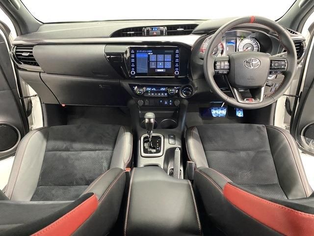 Toyota HILUX 2023-01 196818-1