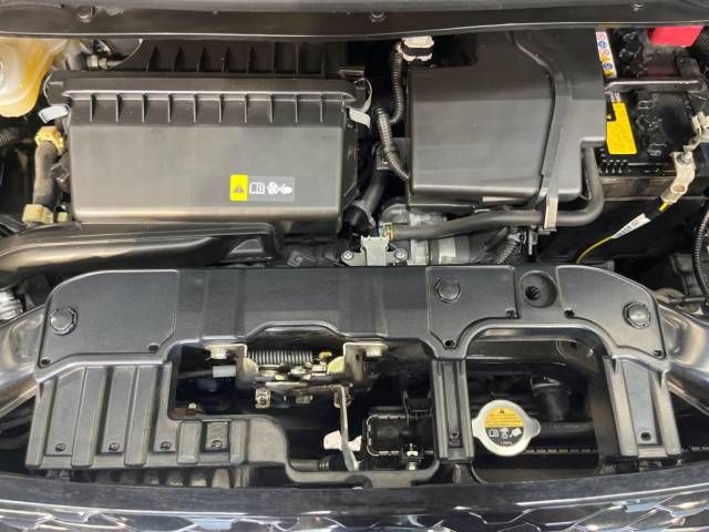 Nissan ROOX 2021-05 12139-18