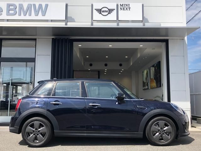 Bmw MINI 2023-03 8743-6