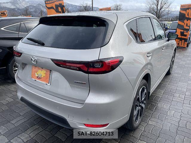 Mazda CX-60 2022-08 215870-2