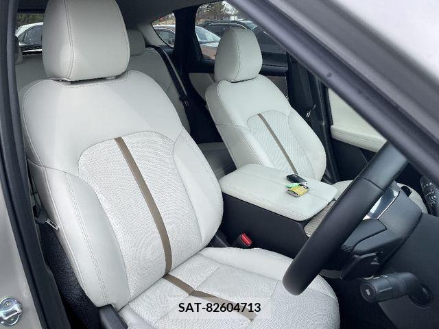 Mazda CX-60 2022-08 215870-5