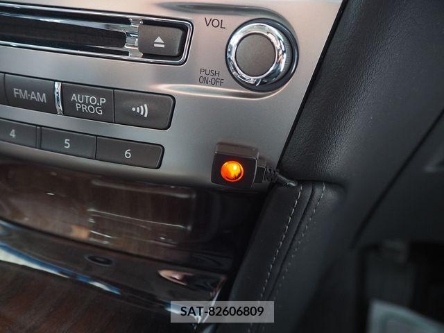 Nissan FUGA HYBRID 2016-03 335191-26