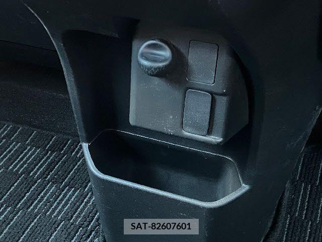 Daihatsu WAKE 2018-10 205621-17