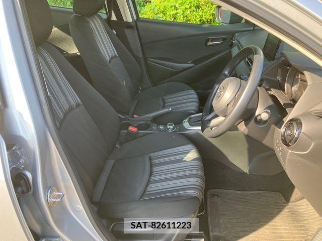 Mazda MAZDA2 2021-03 381043-6
