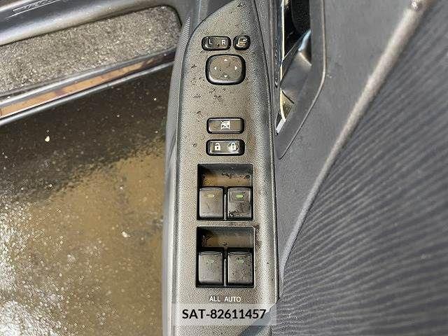 Toyota VELLFIRE 2009-07 240592-14