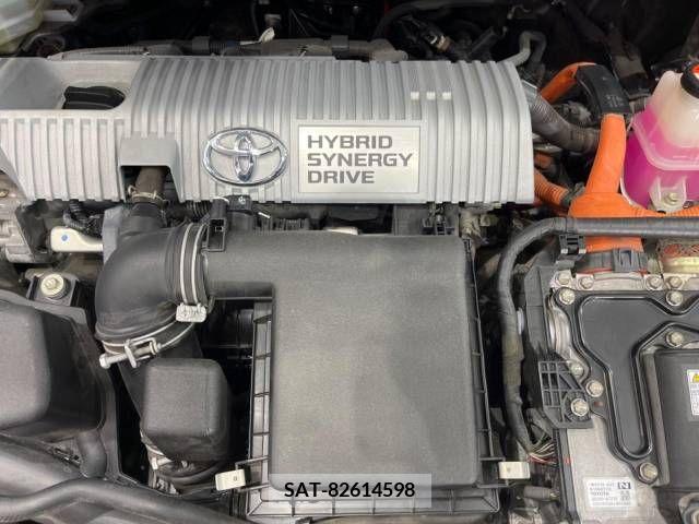 Toyota PRIUS 2014-04 243596-18
