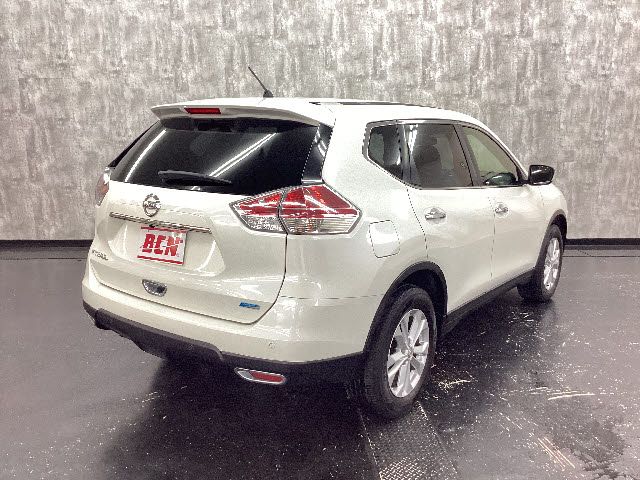 Nissan X-TRAIL 2016-11 18076-2