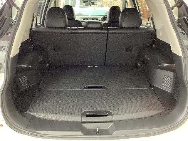 Nissan X-TRAIL 2016-11 18076-20