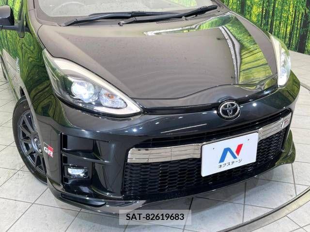 Toyota AQUA 2018-05 260666-12