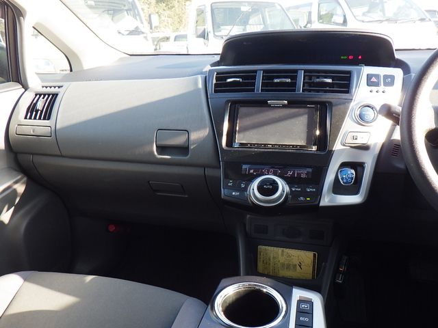Toyota PRIUS ALPHA 2013-11 190021-15