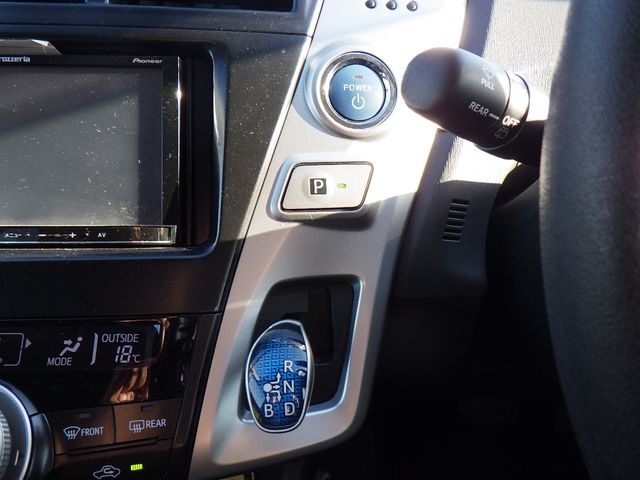 Toyota PRIUS ALPHA 2013-11 190021-16