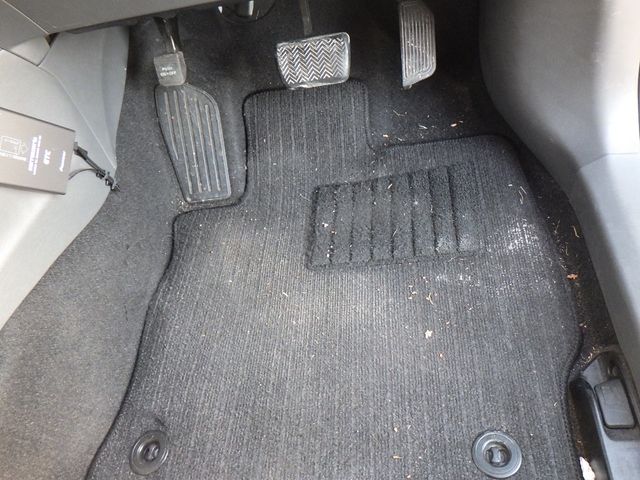 Toyota PRIUS ALPHA 2013-11 190021-18