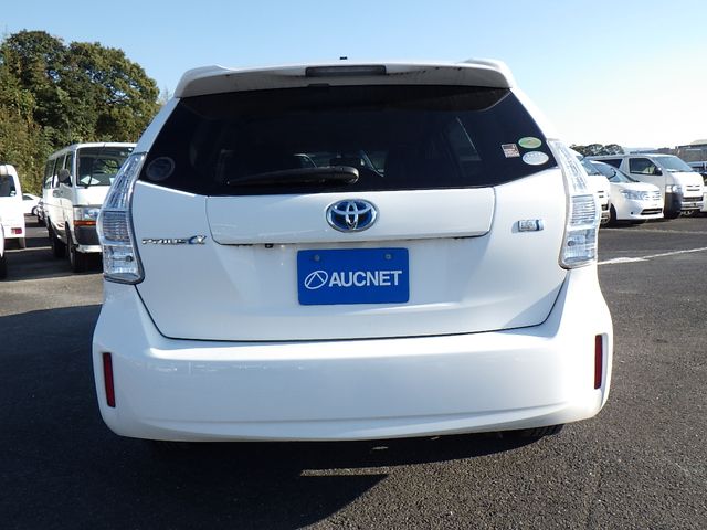 Toyota PRIUS ALPHA 2013-11 190021-5