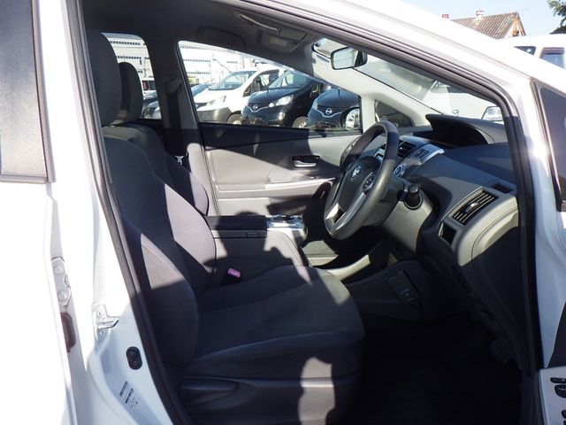 Toyota PRIUS ALPHA 2013-11 190021-7