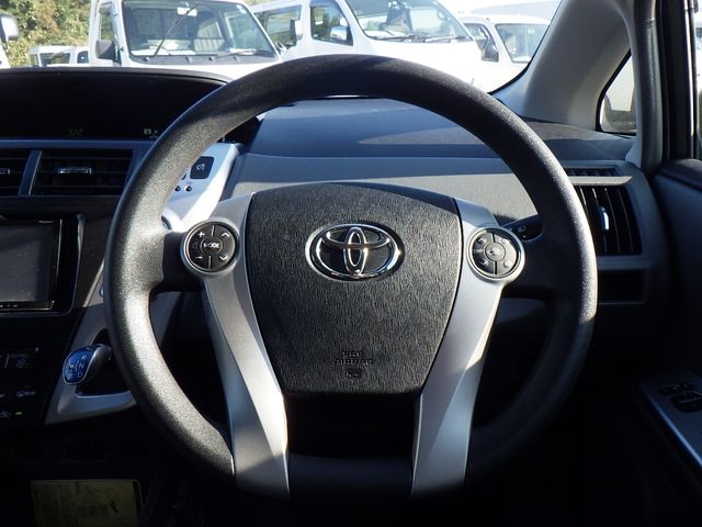Toyota PRIUS ALPHA 2013-11 190021-12