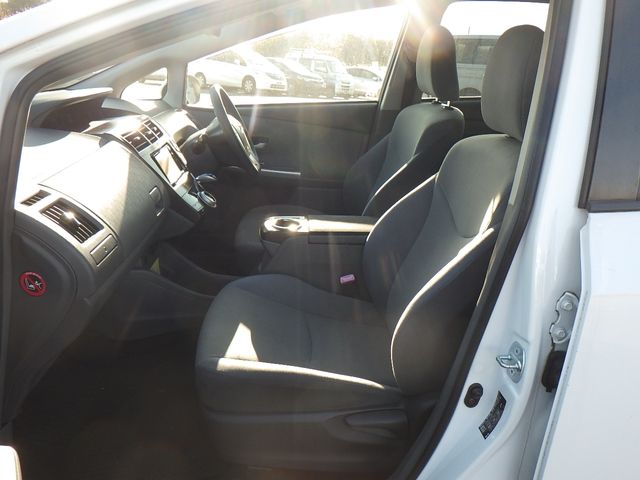 Toyota PRIUS ALPHA 2013-11 190021-9