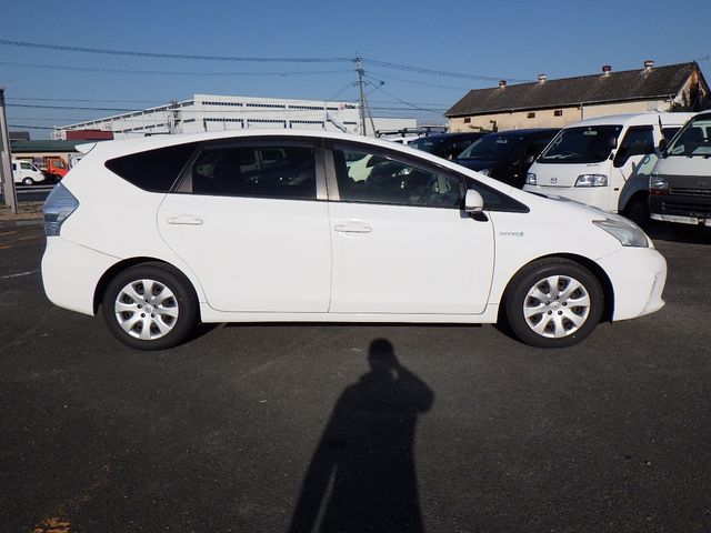 Toyota PRIUS ALPHA 2013-11 190021-4