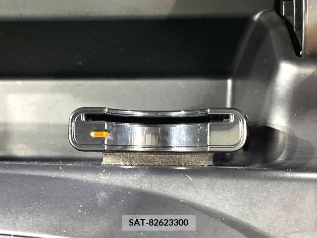 Toyota VOXY 2014-09 321404-5