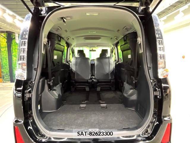 Toyota VOXY 2014-09 321404-9