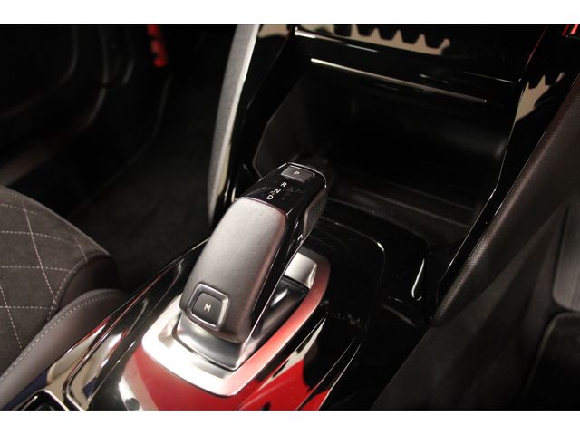 Peugeot 2008 2020-12 9005-4