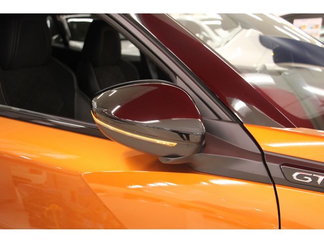 Peugeot 2008 2020-12 9005-21