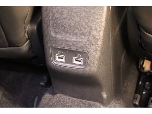 Peugeot 2008 2020-12 9005-16