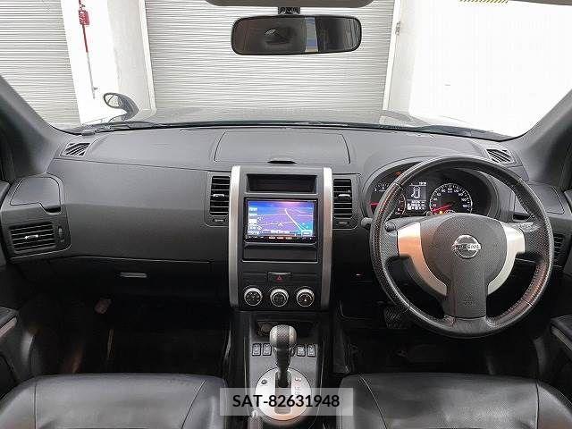 Nissan X-TRAIL 2012-01 290568-1