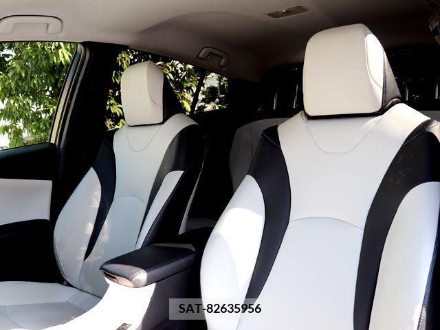 Toyota PRIUS 2017-04 372410-24