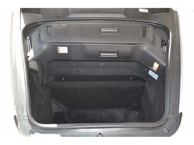 Porsche 911 2010-04 8362-18