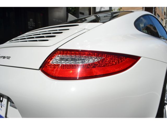 Porsche 911 2010-04 8362-8